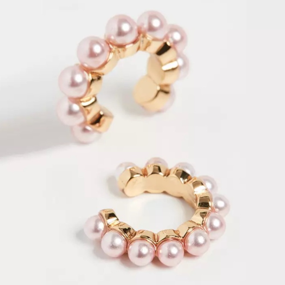 🌸Clasina Rose Pearl Ear Cuffs!